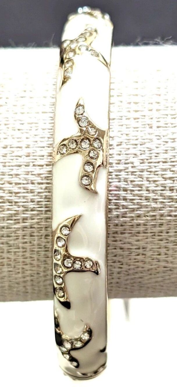 Tommy Bahama Womens Bangle Rhinestone Starfish White Enamel Bracelet